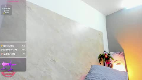 Sofia walke online show from 25, 2, 2025