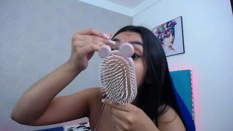 Sofia online show from 17, 12, 2025