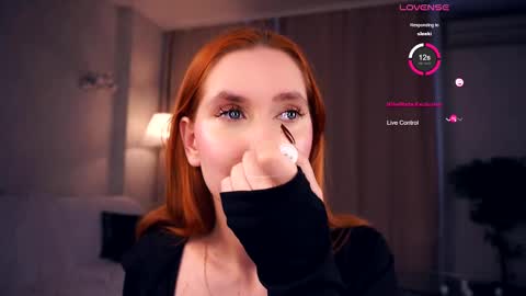 Snapshot of sofiabruno chatting on 19, 2, 2025 Hi My name is Sofia Welcome to my room Please thumbs up - its important online show from 19, 2, 2025