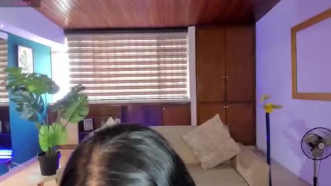 Sofia caramel online show from 17, 12, 2025