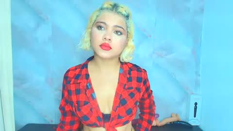 Snapshot of sofiacastillo01 chatting on 13, 7, 2026 sofiacastillo01 online show from 13, 7, 2026