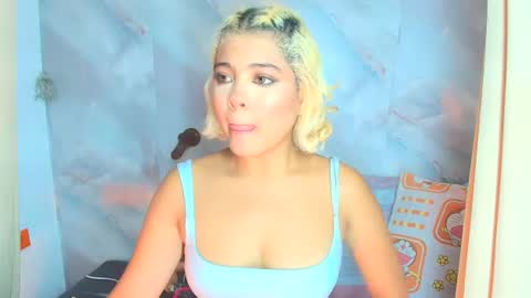 Snapshot of sofiacastillo01 chatting on 16, 7, 2026 sofiacastillo01 online show from 16, 7, 2026