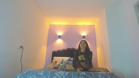 Snapshot of sofiaclaus_19 chatting on 13, 12, 2025 Sofia online show from 13, 12, 2025