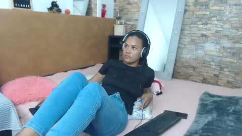 love online show from 28, 2, 2025