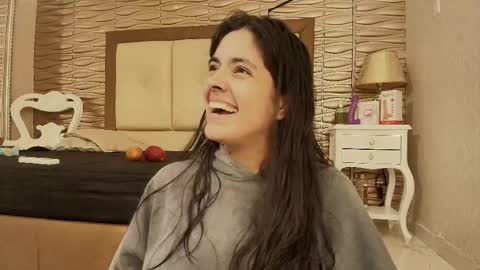 Snapshot of sofianesvat1 chatting on 11, 9, 2025 Sofi - next broadcast today 1030pm Colombia time online show from 11, 9, 2025