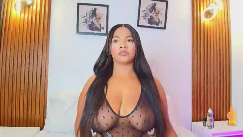 Snapshot of sofiasweett1 chatting on 19, 9, 2025 online show from 19, 9, 2025