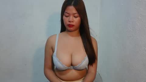 Snapshot of sofie_loorexx chatting on 6, 2, 2026 sofie_loorexx online show from 6, 2, 2026