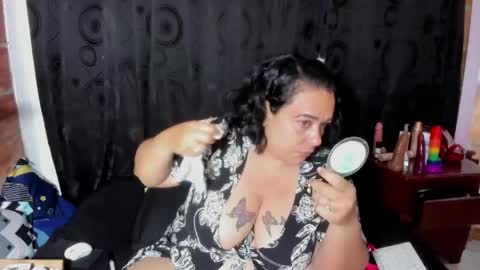 Vicky  online show from 10, 4, 2026