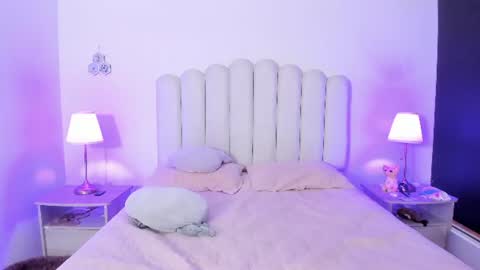 Snapshot of sofiebunnie chatting on 17, 7, 2026 sofiebunnie online show from 17, 7, 2026