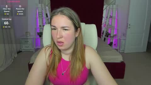 Snapshot of sofii_darling chatting on 28, 4, 2026 sofii_darling online show from 28, 4, 2026