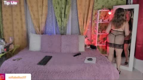 Sofiibell online show from 9, 4, 2026