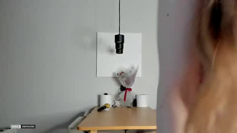 kitty katy online show from 15, 4, 2026