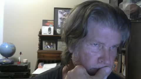 Brett online show from 15, 4, 2026