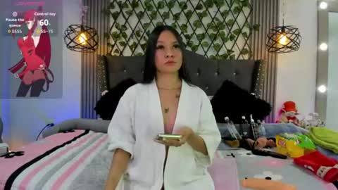 Snapshot of softdesire_ chatting on 3, 7, 2026 SoftDesire online show from 3, 7, 2026