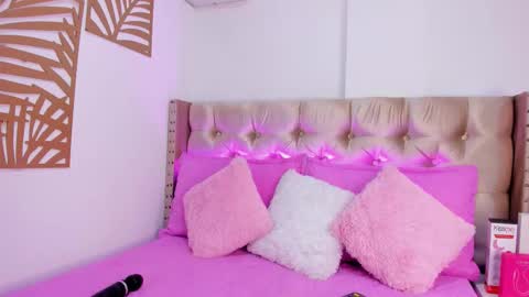 Snapshot of sofynovoa chatting on 1, 2, 2026 online show from 1, 2, 2026