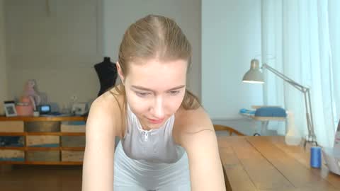 Bella online show from 20, 1, 2025