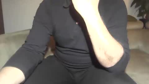 Snapshot of sole73 chatting on 15, 11, 2025 Sole Obedient online show from 15, 11, 2025