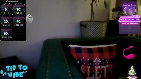 Snapshot of solesticia chatting on 3, 12, 2024 solesticia online show from 3, 12, 2024