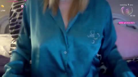 solesticia online show from 24, 10, 2025