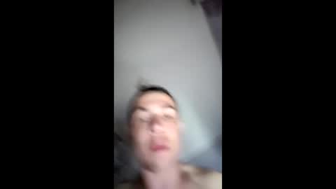 Snapshot of somewildbeast chatting on 26, 5, 2026 somewildbeast online show from 26, 5, 2026