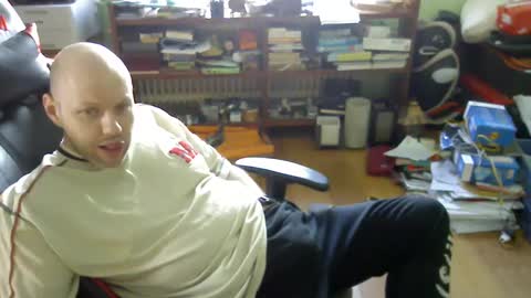 Tom online show from 23, 2, 2025