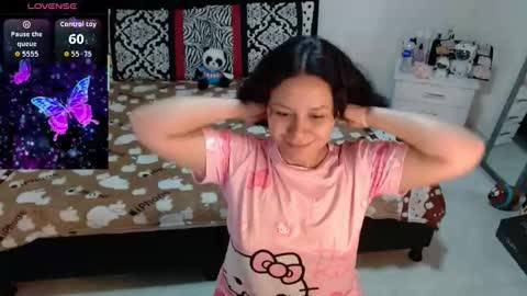 sonialatin69 online show from 6, 2, 2026