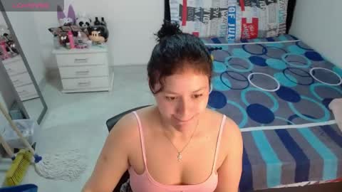 Snapshot of sonialatin69 chatting on 13, 4, 2026 sonialatin69 online show from 13, 4, 2026