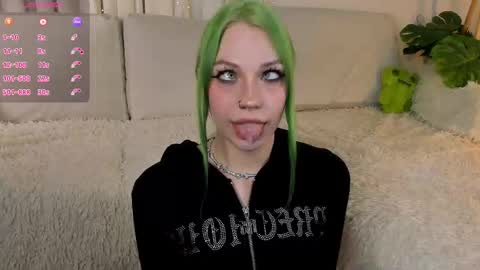 Snapshot of sono_sharingan chatting on 8, 2, 2026 Your ghost wife online show from 8, 2, 2026