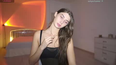 Snapshot of sony_play chatting on 13, 9, 2025 Sony online show from 13, 9, 2025