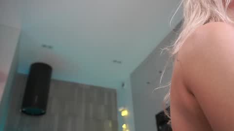 Sofia  online show from 4, 2, 2025