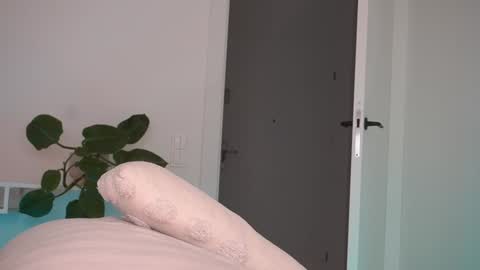 Sofia  online show from 6, 3, 2025