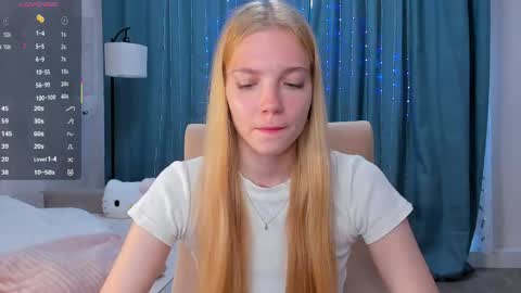 Snapshot of sonyalaviola chatting on 19, 5, 2026 Sofia online show from 19, 5, 2026