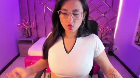 Snapshot of sophi_hardd chatting on 14, 6, 2026 sophi_hardd online show from 14, 6, 2026