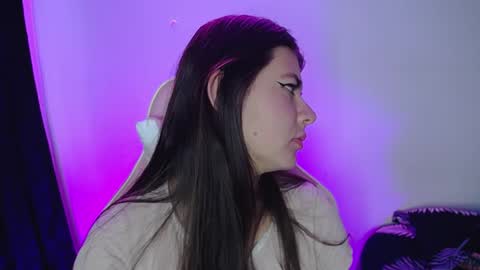 sophi_oo online show from 8, 11, 2025