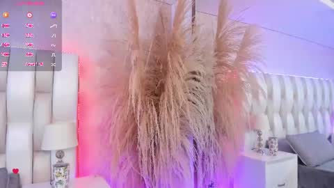 Snapshot of sophi_rae chatting on 4, 7, 2026 Sophi Rae online show from 4, 7, 2026