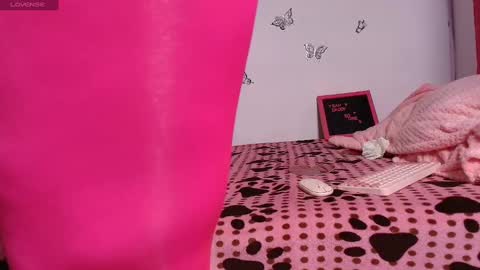 Sophi Tay online show from 11, 3, 2025