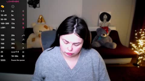 sophia__olsen online show from 26, 12, 2024