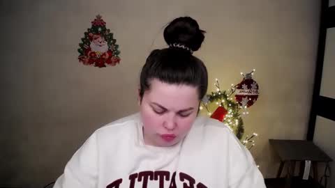 sophia__olsen online show from 23, 12, 2025