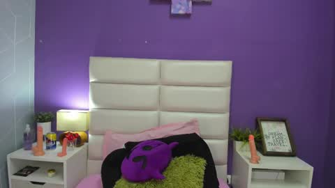 Sophia online show from 6, 3, 2025