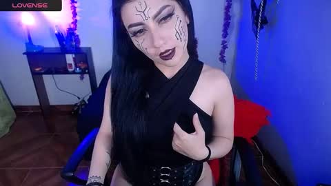 sophia hottie online show from 8, 12, 2024
