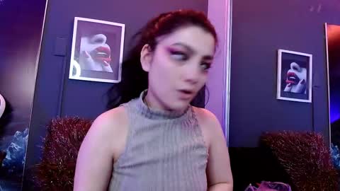 sophia hottie online show from 4, 3, 2025
