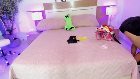 sophia_duarte_ online show from 11, 5, 2026