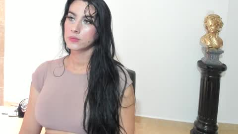 sophia CM online show from 21, 1, 2025