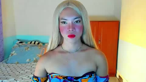 Snapshot of sophia_miller69x chatting on 13, 2, 2025 SOPHIA online show from 13, 2, 2025