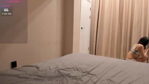 Snapshot of sophia_squirtits chatting on 4, 5, 2026 QUEEN OF SQUIRT online show from 4, 5, 2026