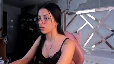 Snapshot of sophiadoll_tf chatting on 29, 6, 2026 sophiadoll_tf online show from 29, 6, 2026
