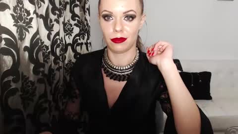 Snapshot of sophiagrimms chatting on 2, 12, 2024 sOPHIAbRIMMS online show from 2, 12, 2024