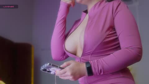 Sophia online show from 8, 4, 2026