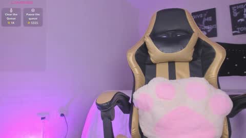 Sophia  online show from 5, 3, 2026