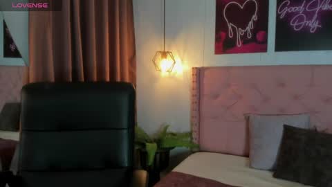 sophie__blare online show from 24, 7, 2026